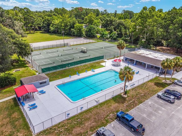 6242 NW 105TH AVENUE, Alachua, FL 32615