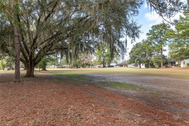 6242 NW 105TH AVENUE, Alachua, FL 32615