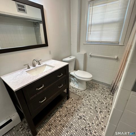 36 Pleasant Street 1st FL, Groton, CT 06340