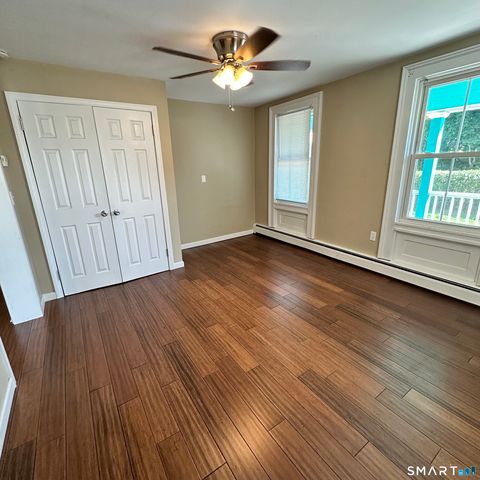36 Pleasant Street 1st FL, Groton, CT 06340