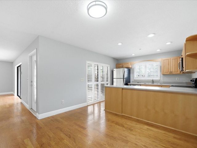 15338 E POND WOODS DRIVE 15338, Tampa, FL 33618