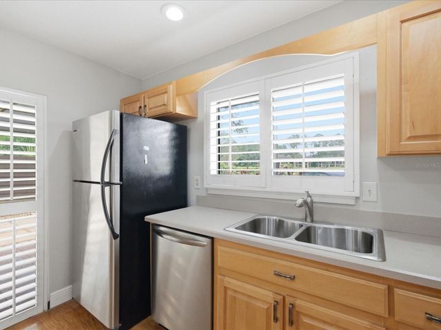 15338 E POND WOODS DRIVE 15338, Tampa, FL 33618
