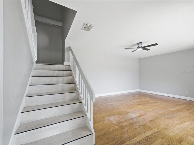 15338 E POND WOODS DRIVE 15338, Tampa, FL 33618
