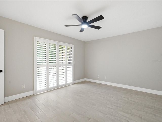 15338 E POND WOODS DRIVE 15338, Tampa, FL 33618