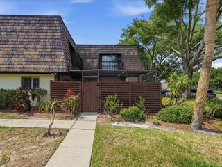 15338 E POND WOODS DRIVE 15338, Tampa, FL 33618