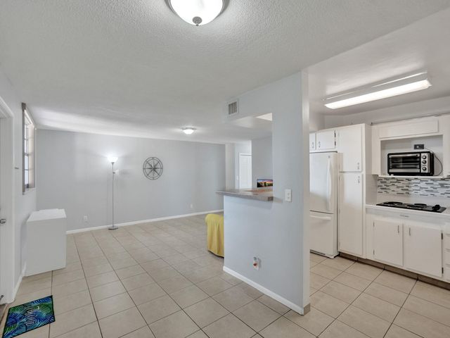 1811 Jefferson Street 404, Hollywood, FL 33020