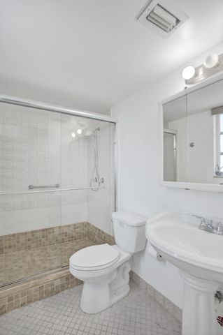 1811 Jefferson Street 404, Hollywood, FL 33020