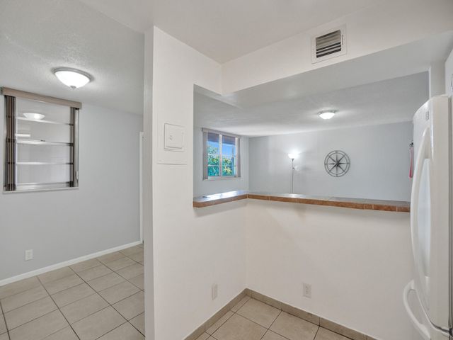 1811 Jefferson Street 404, Hollywood, FL 33020