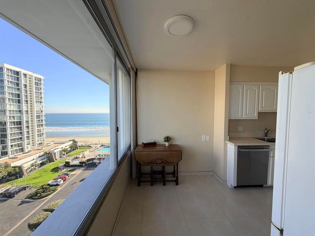 1730 Avenida Del Mundo 803, Coronado, CA 92118 — photo 4
