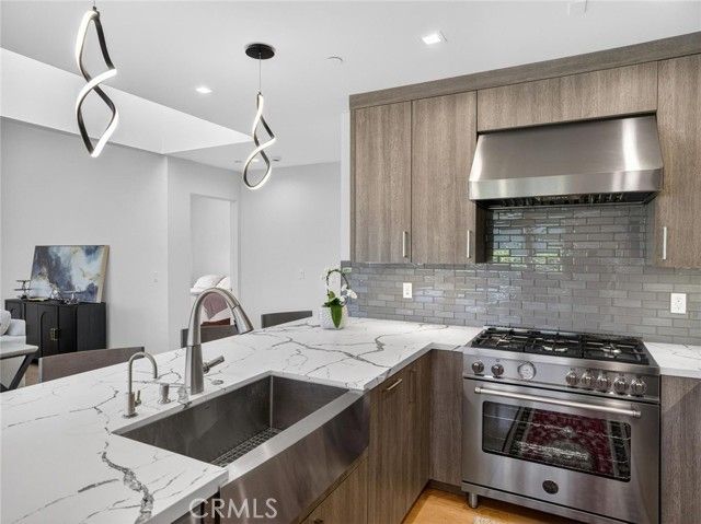 1427 15th, Manhattan Beach, CA 90266