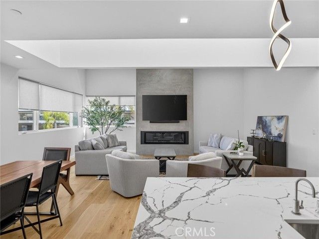 1427 15th, Manhattan Beach, CA 90266