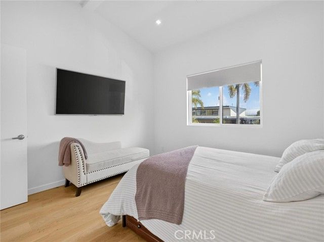 1427 15th, Manhattan Beach, CA 90266