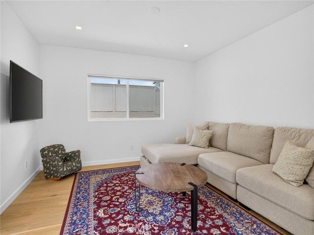 1427 15th, Manhattan Beach, CA 90266