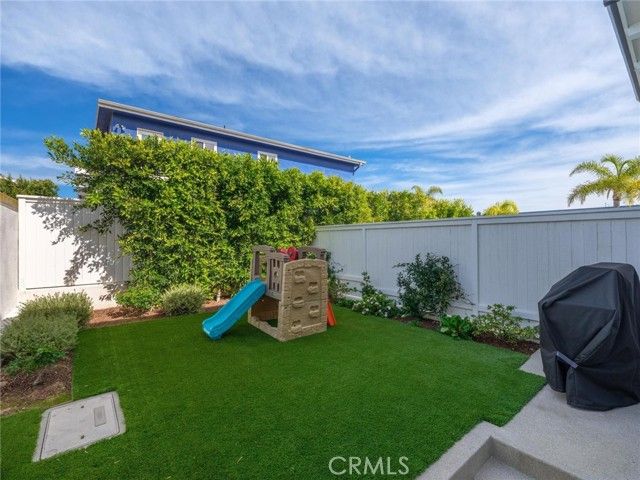 1427 15th, Manhattan Beach, CA 90266