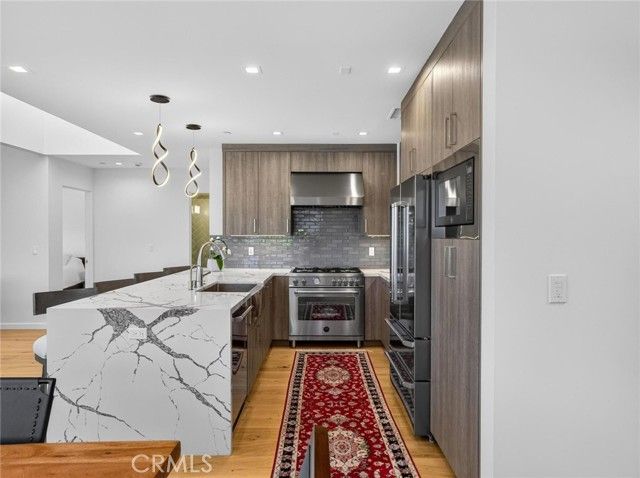 1427 15th, Manhattan Beach, CA 90266