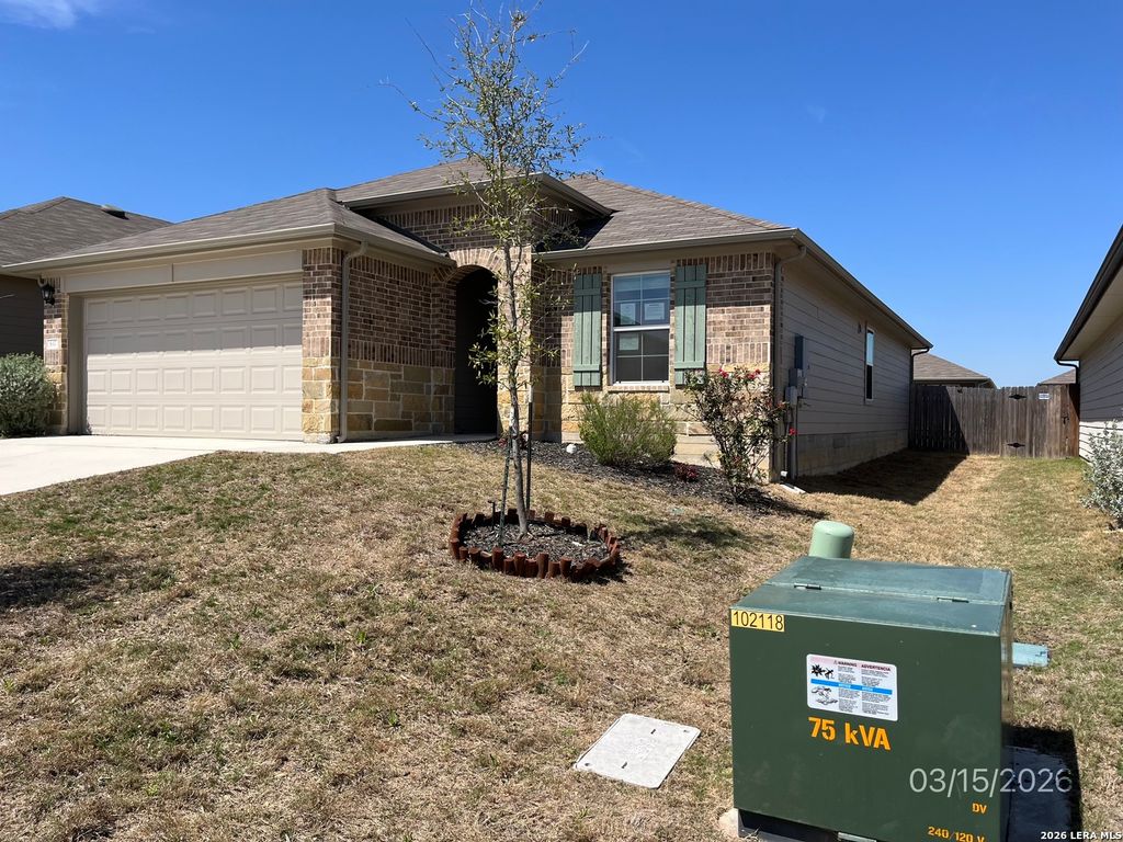 837 GERARDIA CT, Seguin, TX 78155