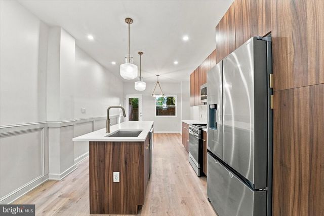 1133 E WILT ST, Philadelphia, PA 19125