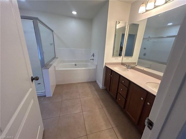 227 NW 3rd TER, Cape Coral, FL 33993