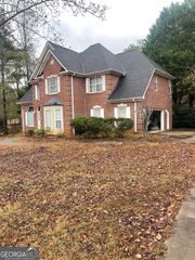 206 Arthur Drive, Mcdonough, GA 30252
