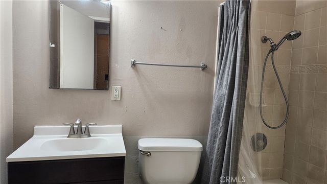 924 N Orange Avenue, Ontario, CA 91764