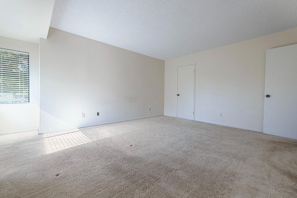 Image 22 of property listing at 12804 E Alamos Avenue, Sanger, CA 93657