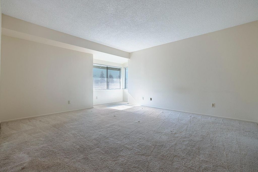 Image 25 of property listing at 12804 E Alamos Avenue, Sanger, CA 93657