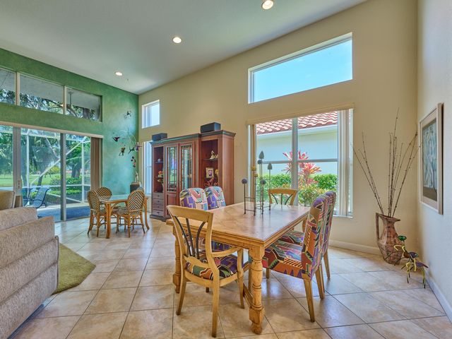 5455 S Fountains Dr Drive S, Lake Worth, FL 33467