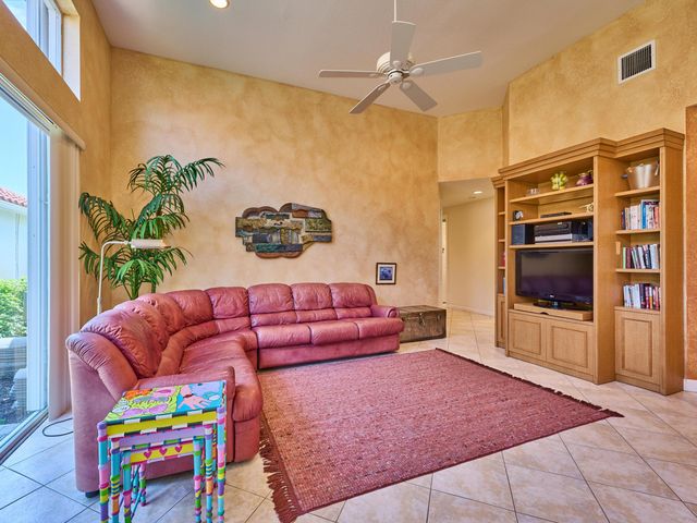 5455 S Fountains Dr Drive S, Lake Worth, FL 33467