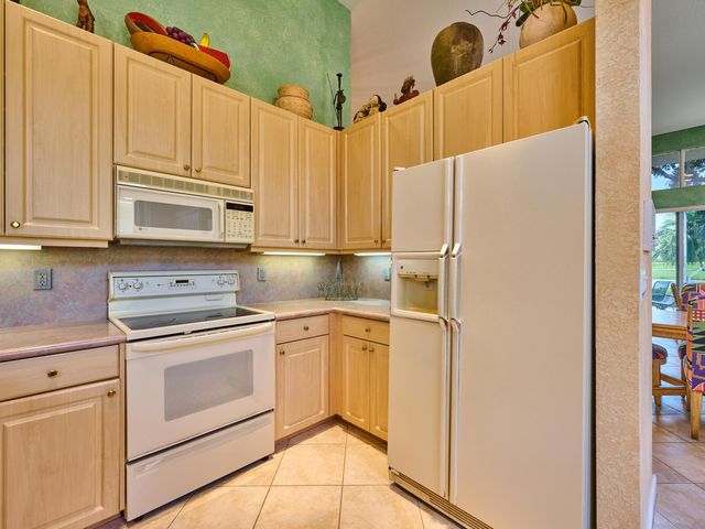 5455 S Fountains Dr Drive S, Lake Worth, FL 33467