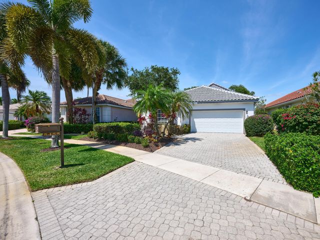 5455 S Fountains Dr Drive S, Lake Worth, FL 33467