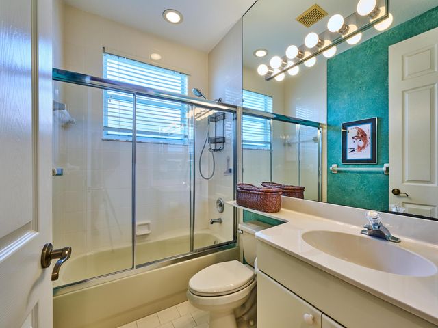 5455 S Fountains Dr Drive S, Lake Worth, FL 33467