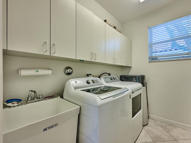 5455 S Fountains Dr Drive S, Lake Worth, FL 33467