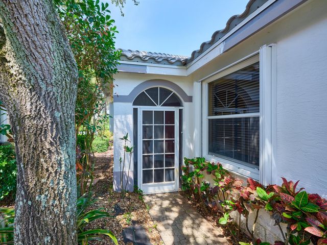 5455 S Fountains Dr Drive S, Lake Worth, FL 33467