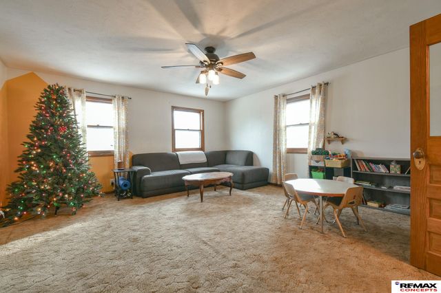 1916 N 32Nd Street, Lincoln, NE 68503