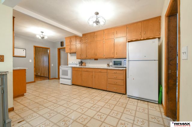 1916 N 32Nd Street, Lincoln, NE 68503