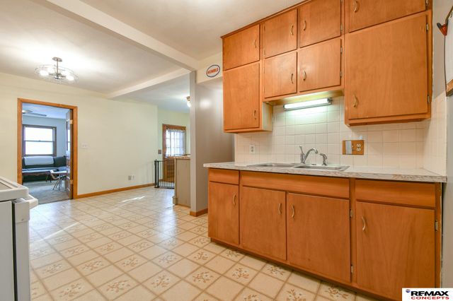 1916 N 32Nd Street, Lincoln, NE 68503