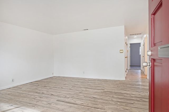 2920 Juniper Ave, Stockton, CA 95207