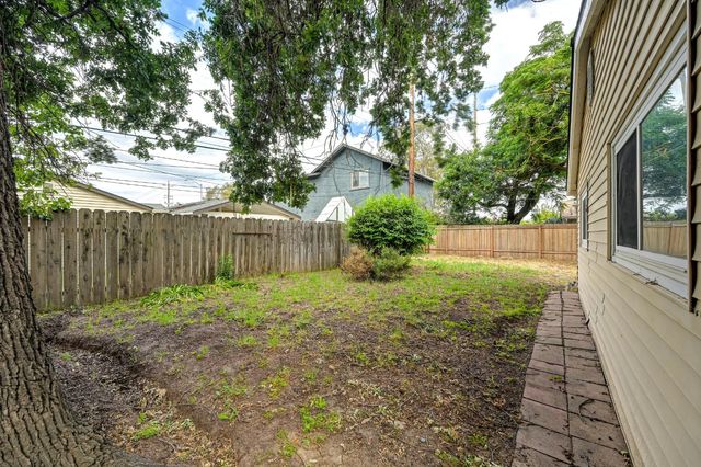 2920 Juniper Ave, Stockton, CA 95207