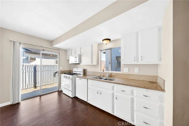 14328 S Cahita, Compton, CA 90220