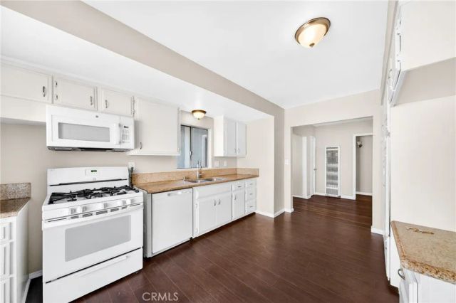 14328 S Cahita, Compton, CA 90220