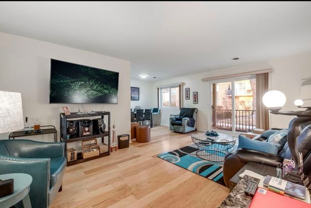 9621 S Karlov Avenue 104, Oak Lawn, IL 60453