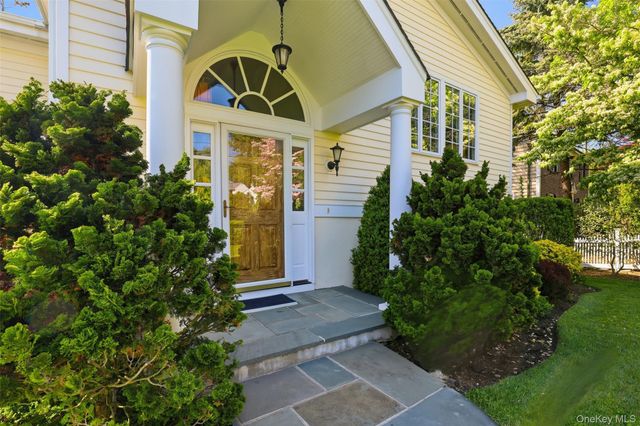 11 White Plains Road, Bronxville, NY 10708