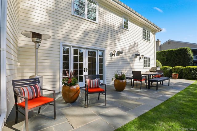 11 White Plains Road, Bronxville, NY 10708