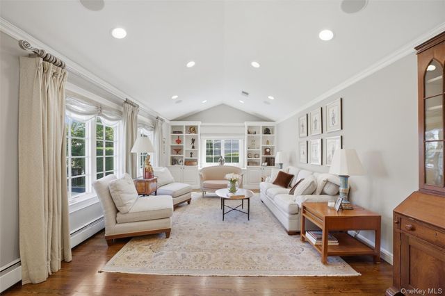 11 White Plains Road, Bronxville, NY 10708