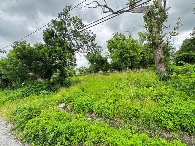 4706 Falls Street, Houston, TX 77026