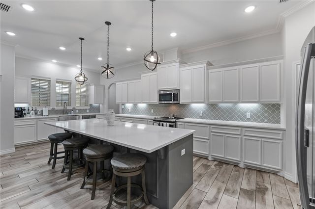 7833 Stampede Dr, Corpus Christi, TX 78414