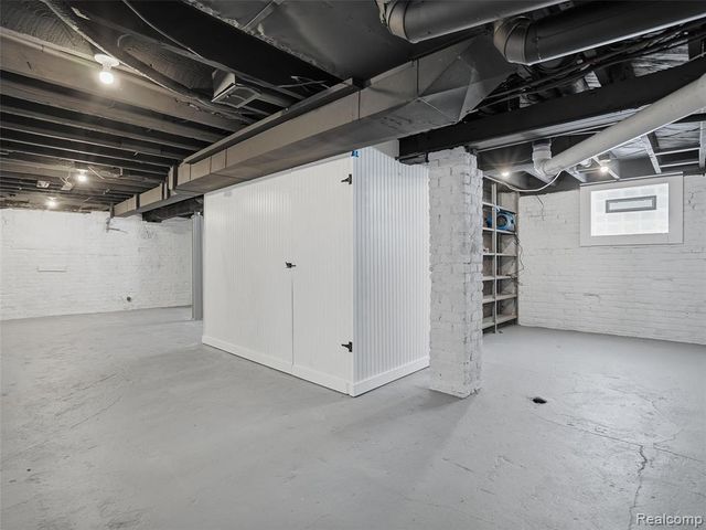 713 Clairmount Street, Detroit, MI 48202