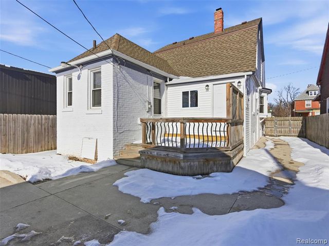 713 Clairmount Street, Detroit, MI 48202