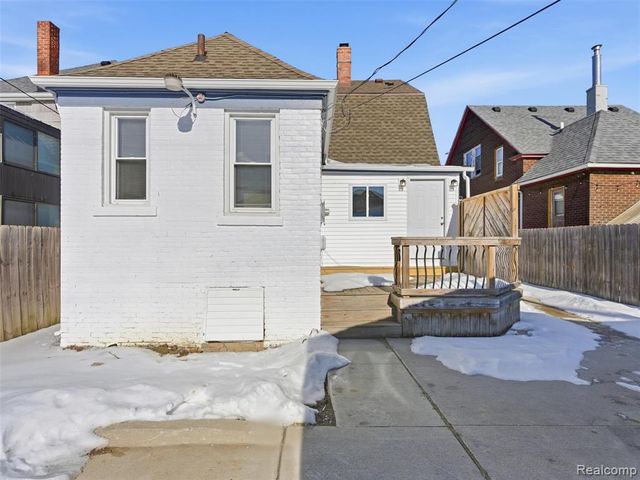 713 Clairmount Street, Detroit, MI 48202