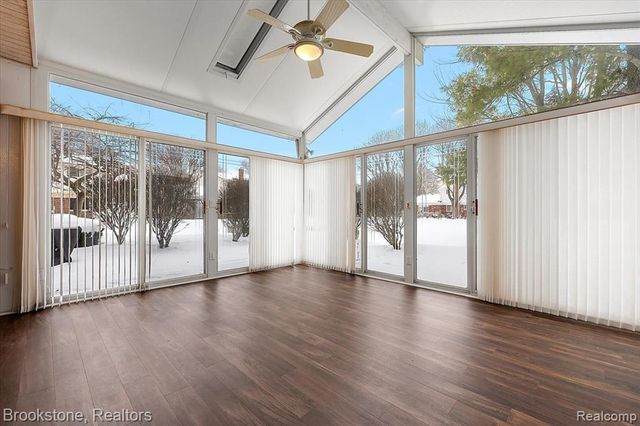 5138 Hale Drive, Troy, MI 48085